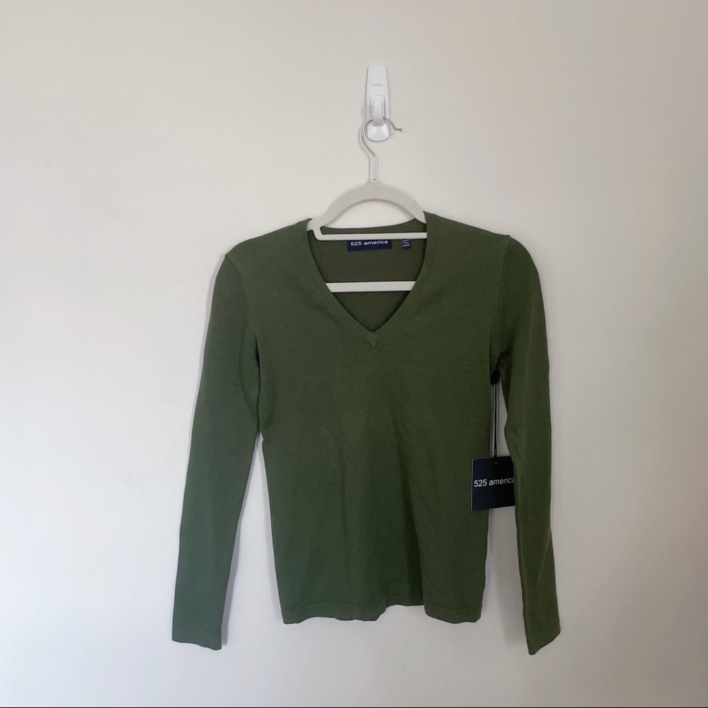 (NWT) 525 America V-Neck Sweater, Size S